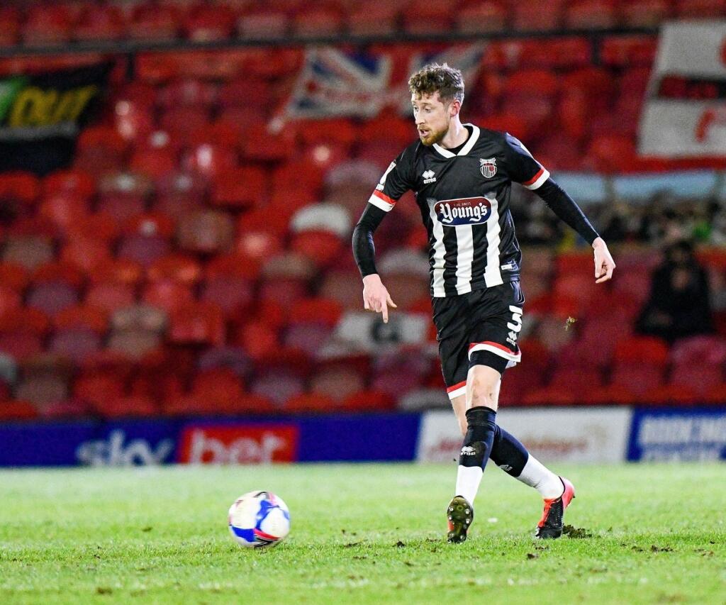 Joe Bunney je anglický profesionálny futbalista, ktorý hrá ako obranca za Warrington Rylands. Predtým hral za Lancaster City, Kendal Town, Stockport County, Northwich Victoria, Rochdale, Bolton Wanderers, Matlock Town, Hartlepool United, Grimsby Town a Altrincham. Zdá sa, že teraz ho ale ešte viac zviditeľní jeho priateľka.