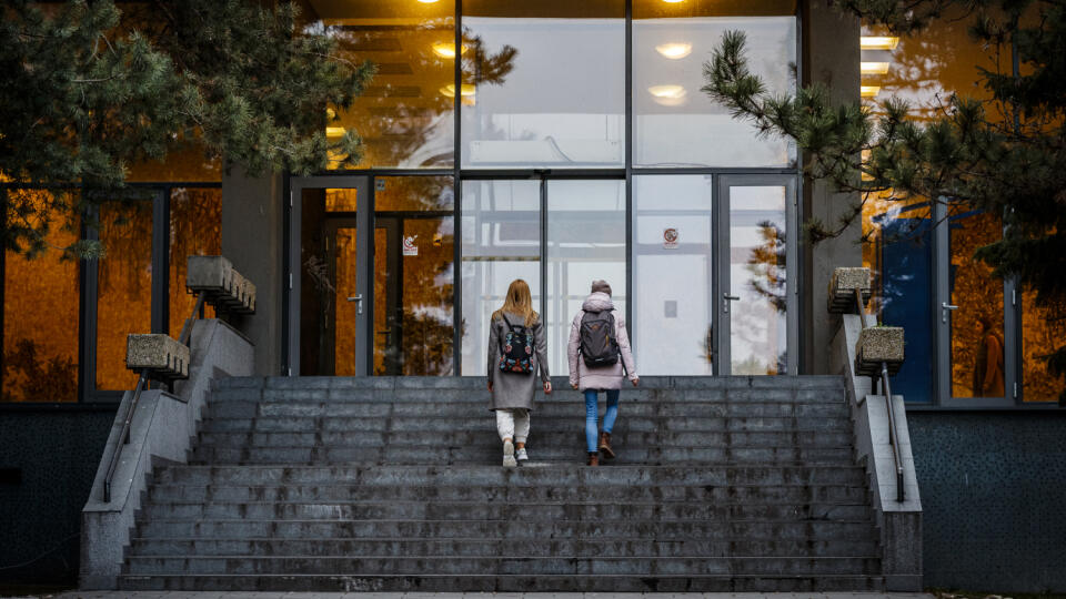 Na snímke študentské domovy v bratislavskej Mlynskej doline.