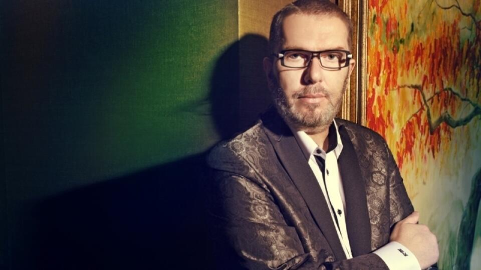 RICHARD: Úprimne nám
porozprával o problémoch
s drogami.