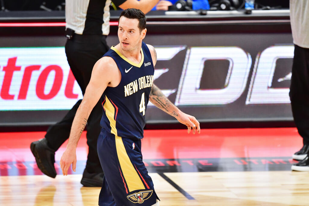 Americký basketbalista JJ Redick oznámil v utorok po pätnástich sezónach v zámorskej NBA koniec kariéry.