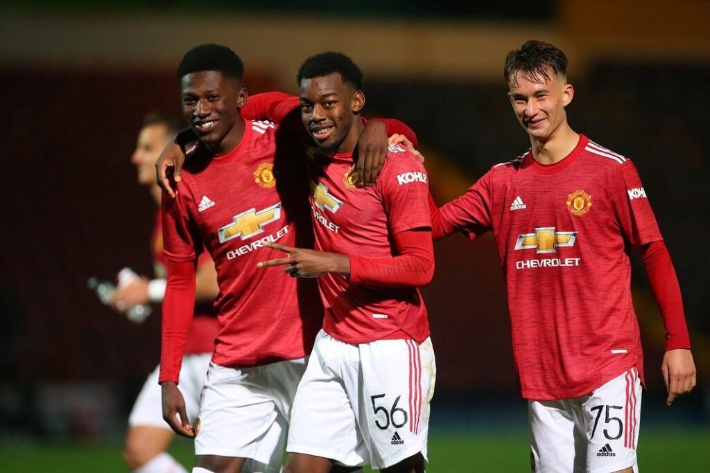Talentovaný slovenský futbalista odmalička fandil Manchestru United a už päť rokov je aj jeho súčasťou.