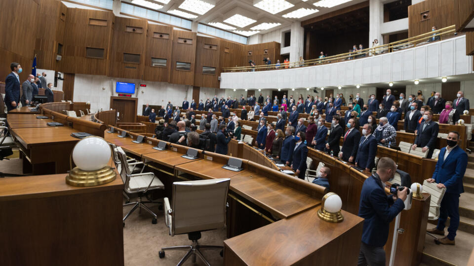 Na snímke pohľad do rokovacej sály počas 18. schôdze parlamentu SR 24. novembra 2020 v Bratislave. FOTO TASR - Martin Baumann