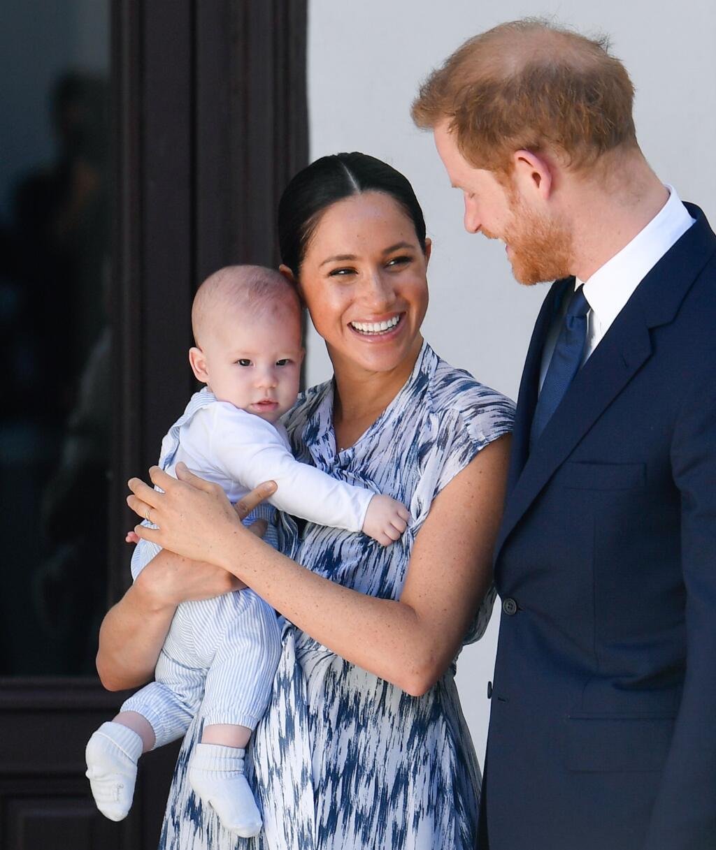 Meghan a Harry sa obávajú, že by sa Archiemu mohli kvôli titulu neskôr det v škole vysmievať.