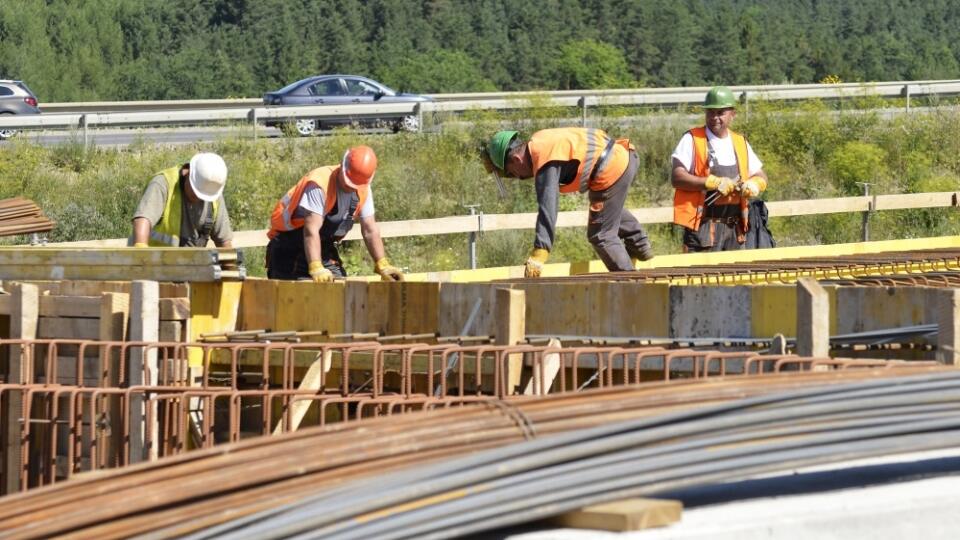 Dodávateľ Remetovej Dúhy sa nevzdáva, pripravuje odvolanie - Spoločnosť A.G.P. nesúhlasí s rozhodnutím súdu, ktorý zastavil konkurzné konanie stavebnej spoločnosti