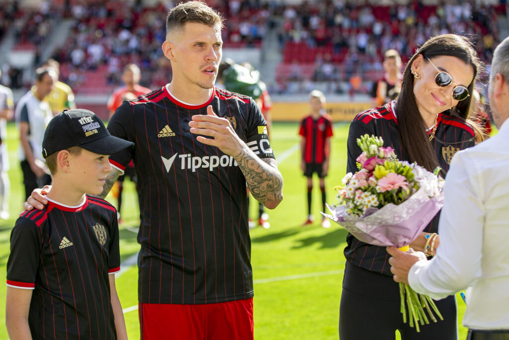 V duely 10. kola Fortuna ligy sa stretol FC Spartak Trnava a DAC Dunajská streda. Tento zápas bol posledný pre stopéra Spartaka Martina Škrtela.