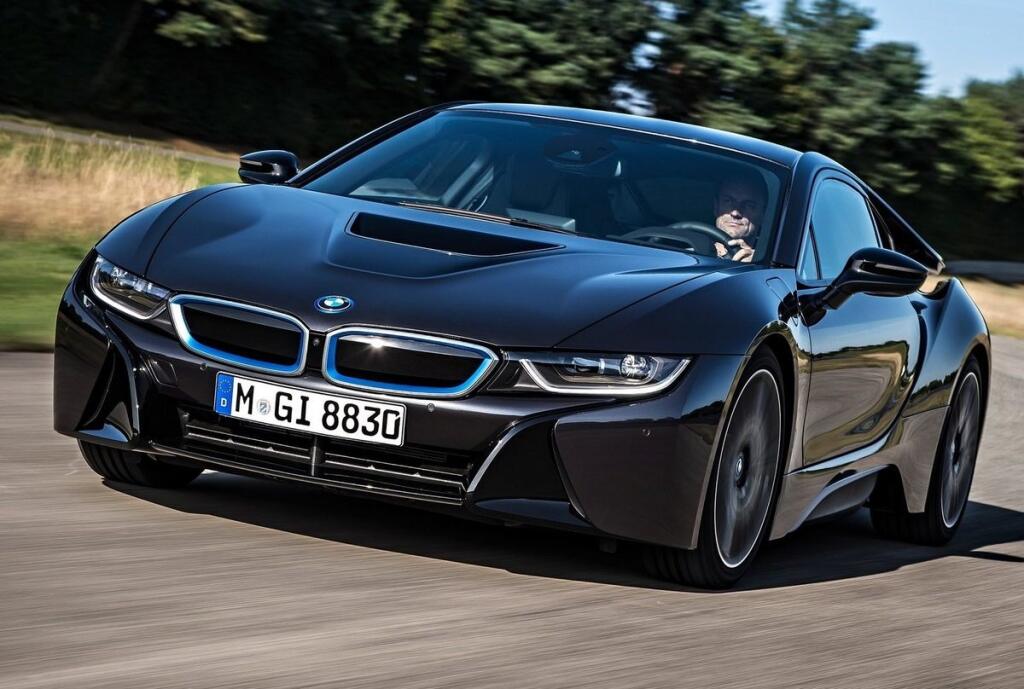 Test BMW i8: Adrenalínové laboratórium na galuskách