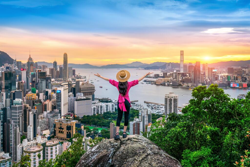 Tourist,Standing,On,Viewpoint,In,Hong,Kong.