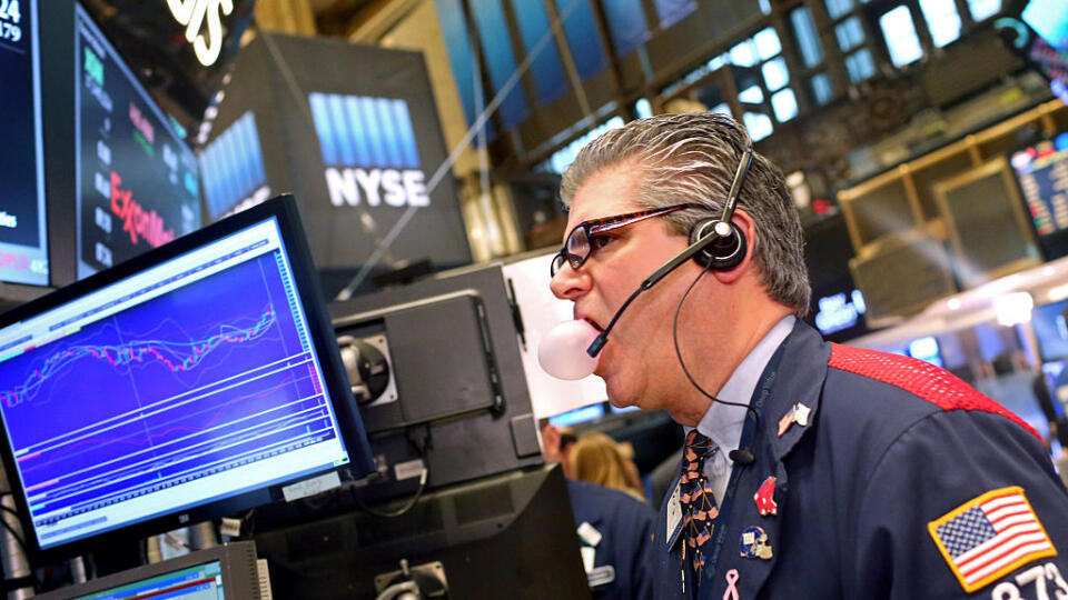 Dow Jones Industrial Average Closes Down Over 100 Points