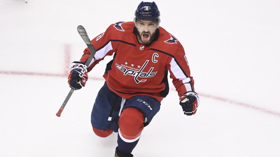 Ľavé krídlo Washingtonu Capitals Alexander Ovečkin