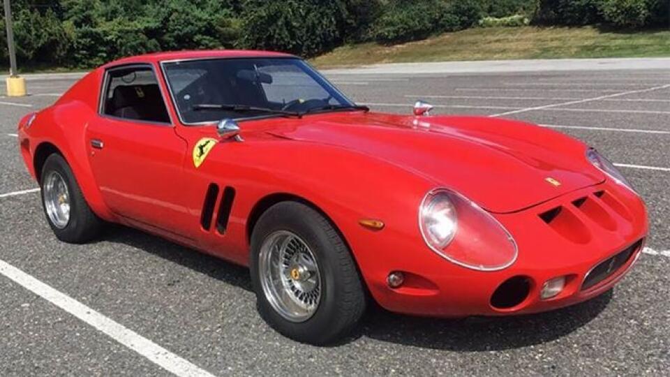 Replika Ferrari 250 GTO