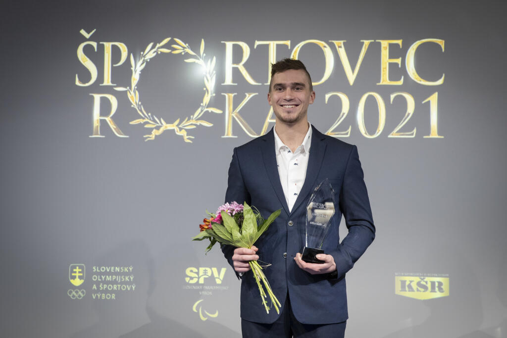 Vodný slalomár Jakub Grigar obsadil tretie miesto vďaka striebru na olympiáde.