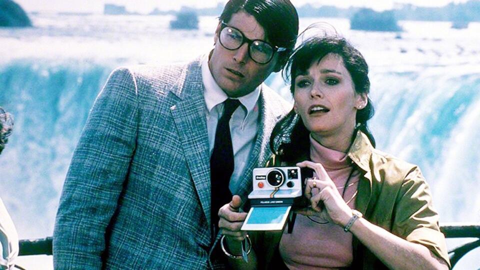 Margot Kidder a  Christopher Reeve vo filme Superman II (1980).