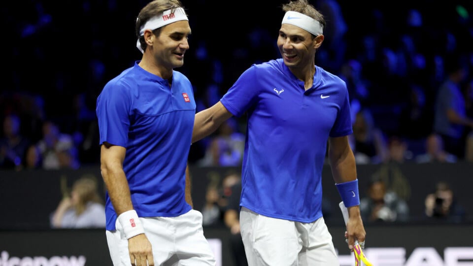 Federerovi sa splnil sen a posledný zápas kariéry si zahral po boku Rafaela Nadala, ktorý ho pripravil o niekoľko trofejí. Svoj zápas však prehrali.
