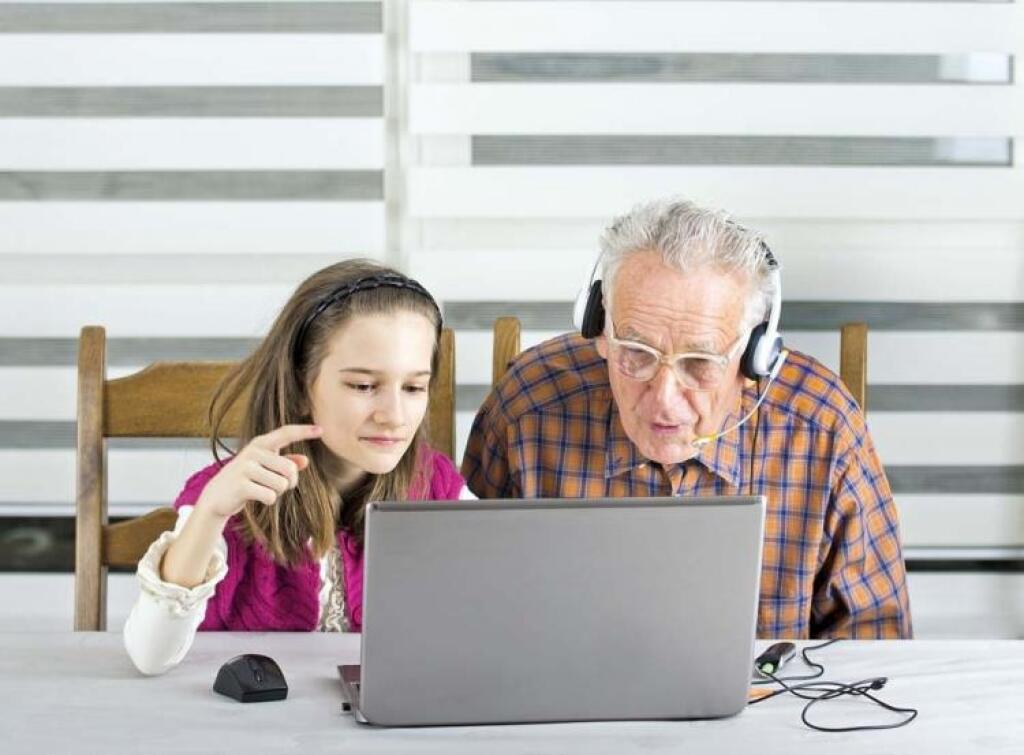 Prichádza čas technologických seniorov