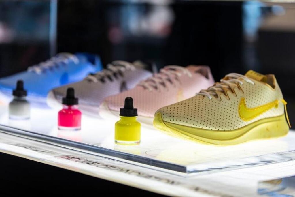 Nike má novú vlajkovú predajňu. Ísť tam bez mobilu je čudné