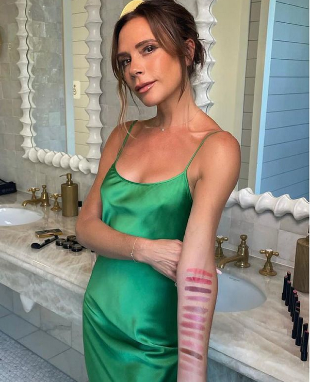 Krásna Victoria Beckham. Žeby aj kvoli lososovi?