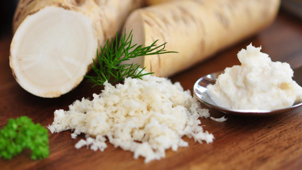 Fresh,Horseradish,On,A,Spoon,,Horseradish,Sauce,,Closeup