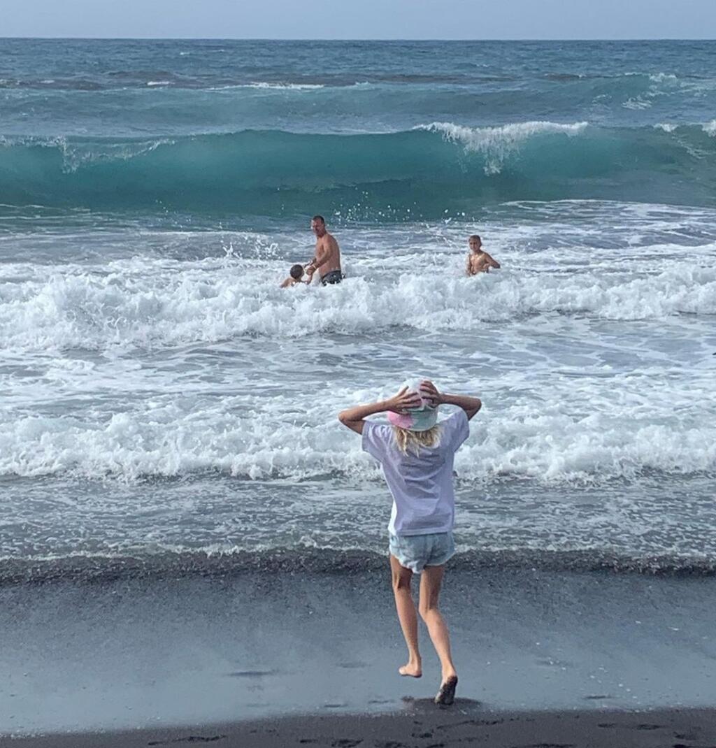 Belohorcová s manželom a deťmi si život na slnečnom Tenerife skutočne užívajú.