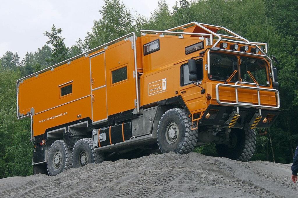 6x 4 x 6. Man 8x8 автодом. Автодом Mercedes 8x8 Expedition. Внедорожный автодом man 8x8. Автодом ман 6х6.