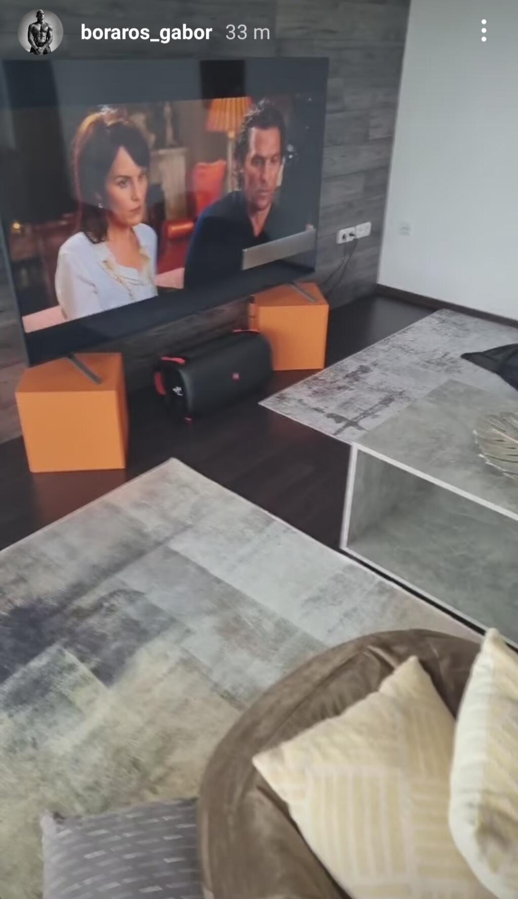 Aj po škandalóznom rozchode si bojovník Gábor Boráros našiel nové bývanie mihnutím oka. A takto to tam vyzeralo.