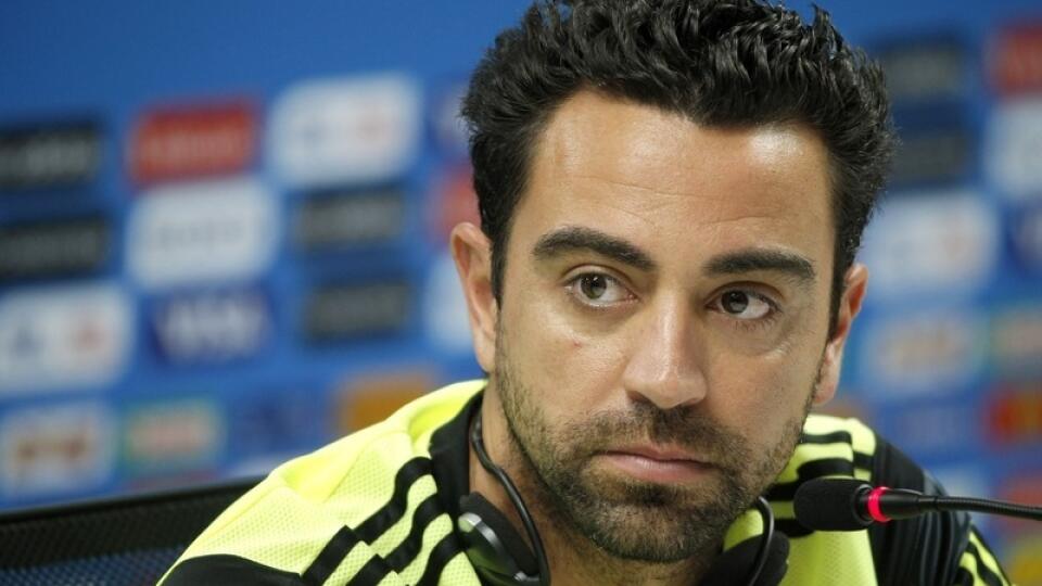 Xavi sa bude plne sústrediť na klubovú kariéru v FC Barcelona, ale návrat zatiaľ nevylúčil.