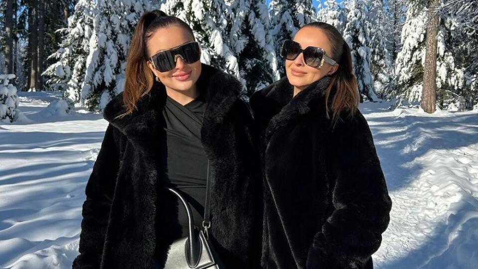 Daniela a Veronika Nízlové v Lučivnej