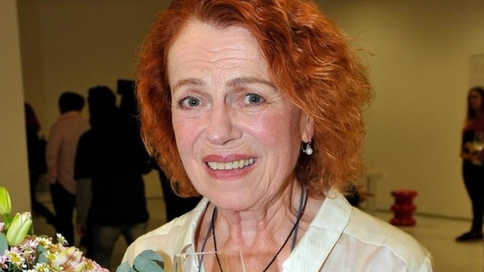 Iva Janžurová