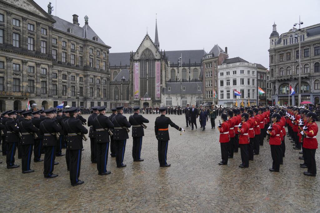 9) Amsterdam, Holandsko