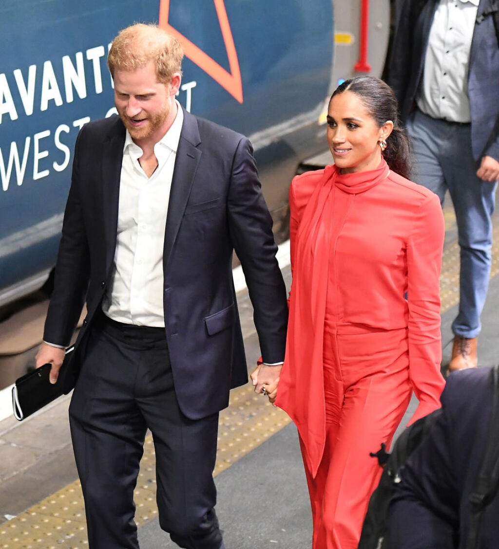 Princ Harry pôsobil po boku Meghan ako jej osobný strážca.