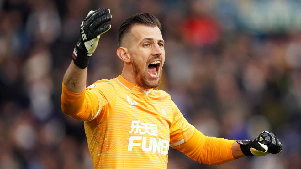 Britský Sky Sports News včera vo večerných hodinách mimoriadne informoval o tom, že o jeho služby prejavil veľký záujem Manchester United. Dokonca už údajne oslovil aj jeho súčasný klub.