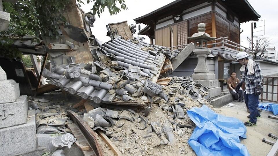 Zemetrasenie v Japonsku si vyžiadalo životy nevinných ľudí.