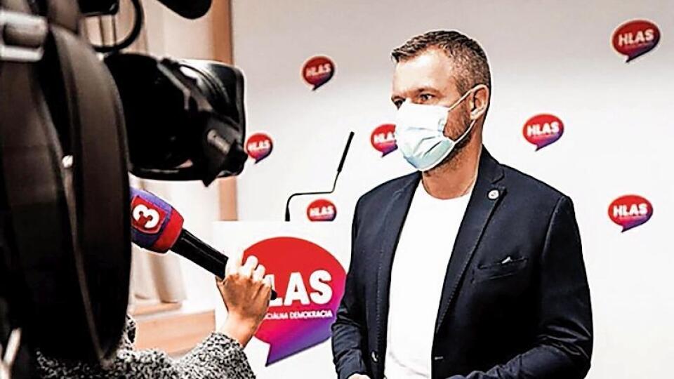 NÁLADY
Pellegrini svoju
technologickú vychytávku
nepoužíva pravidelne.
Napríklad pri robení
rannej praženice nie.