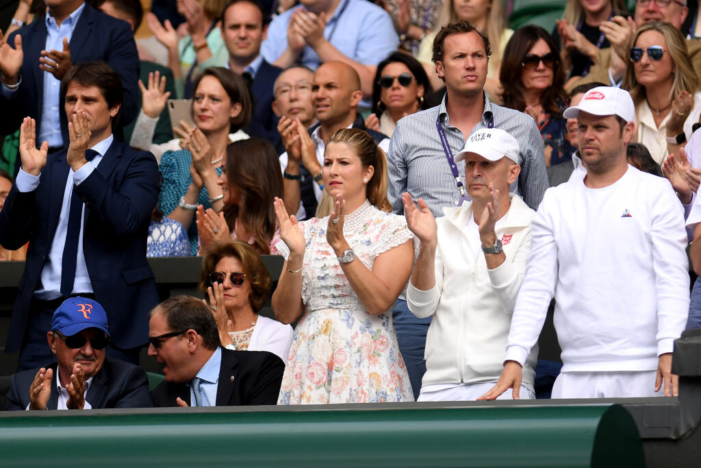 Mirka Federerová nechýbala na finále Wimbledonu. Fotografi z nej nespustili zrak a zaujala najmä outfitom.