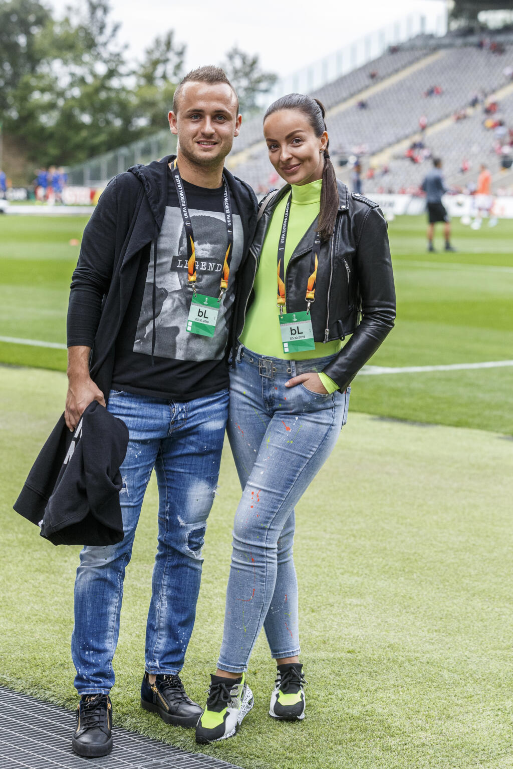 Stanislav Lobotka s tehotnou priateľkou Danielou Nízlovou.