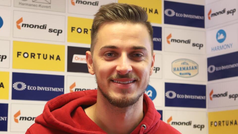Český futbalista Filip Twardzik prestúpil z MFK Karviná do Spartaka Trnava. S priebežne piatym tímom tabuľky Fortuna ligy sa dohodol na spolupráci do júna 2023.