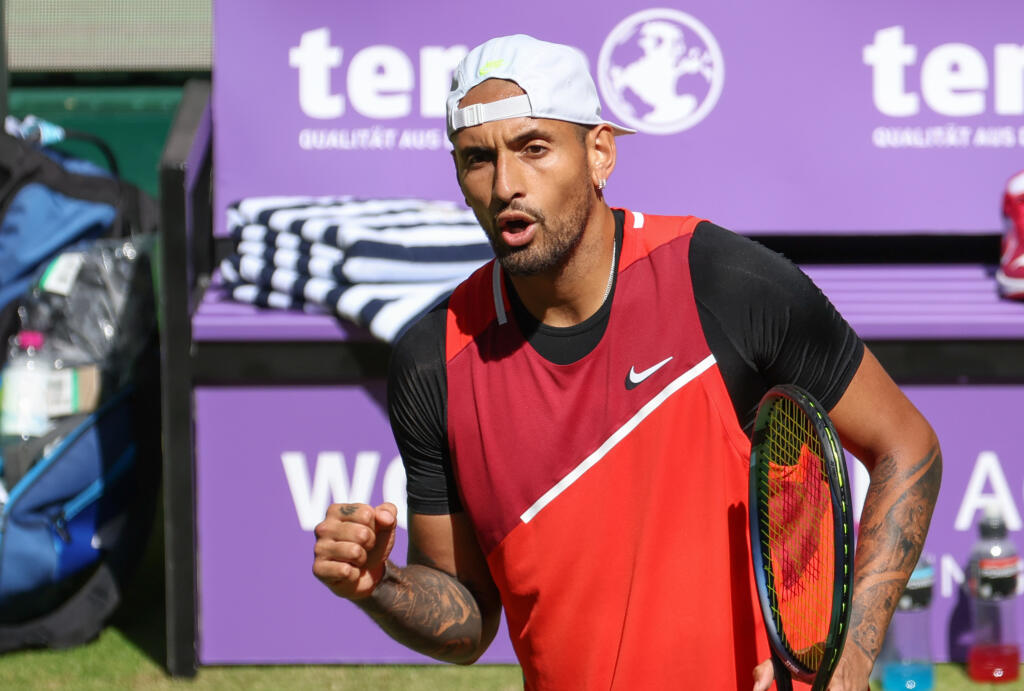 Austrálsky tenista Nick Kyrgios podrobil krátko pred štartom grandslamového Wimbledonu londýnskych organizátorov kritike za to, že neumožnili štart hráčom z Ruska a Bieloruska. Dôvodom pre tento krok bola ruská vojenská invázia na Ukrajinu.
