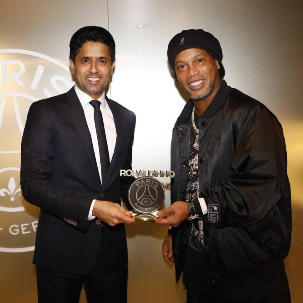 Ronaldinho si zápas v Paríži užíval.