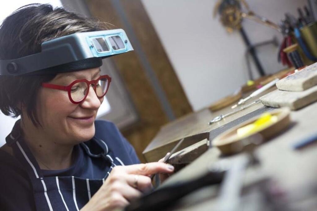 Šperky ako výsledok poctivého remesla. Vznikajú aj v slovenských dielňach