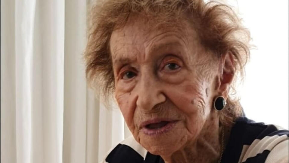 Irmgard Furchnerová pracovala ako stenografka a sekretárka v nacistickom koncentračnom tábore Stutthof od júna 1943 do apríla 1945. Podľa obžaloby vybavovala všetku korešpondenciu pre veliteľa SS Paula Wernera Hoppeho. Okrem iného písala príkazy na deportáciu a popravu, ktoré jej diktoval Hoppe.