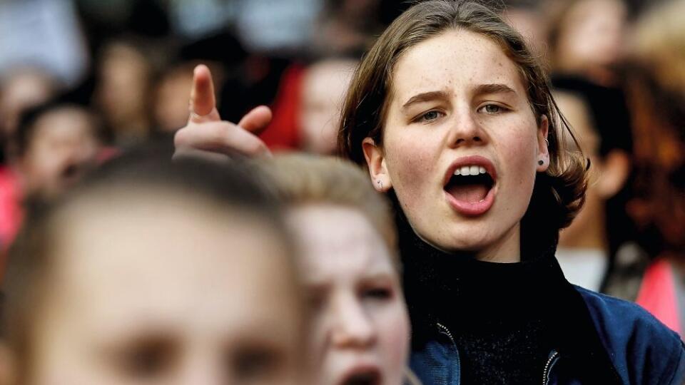 Ešte nemajú osemnásť, no nechcú byť ticho a pustili sa do boja. Za zelenšiu planétu. Ostatným dávajú nádej, že to s našou mladou generáciou vôbec nie je zlé.