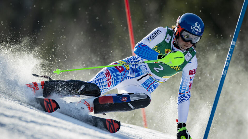 Paralelný slalom: Pred druhou Direzovou z Francúzska triumfovala o 13 bodov.