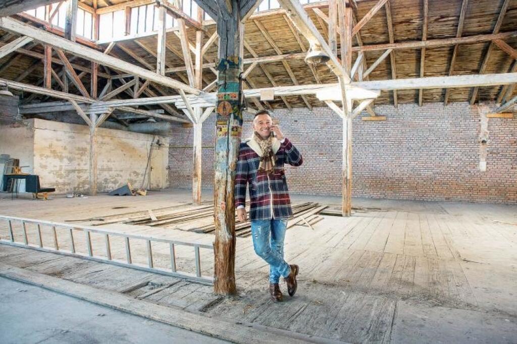 Z lesníka obchodník. Najprv vykupoval v podchode Nokie, teraz má miliónový biznis