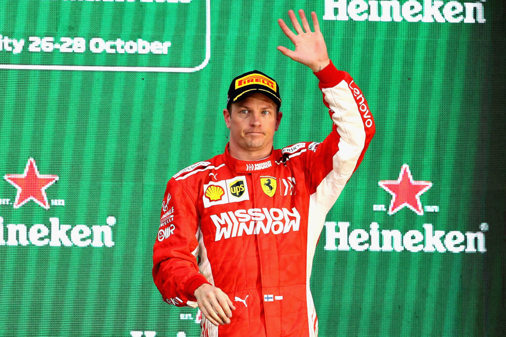 Kimi Räikkönen je známy ako Iceman, teda ľadový muž. Väčšinou sa prejavuje bez emócií.