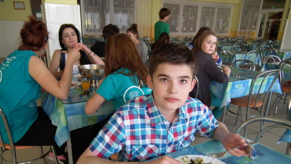 Prešov, ZŠ na Kúpeľnej ulici.JAKUB (15):
Po telesnej výchove
mal stiahnutý žalúdok.