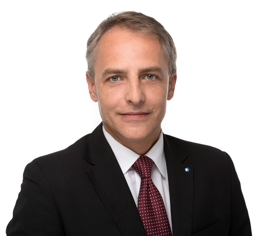 JUDr. Roman Mács je kancelárom Cechu vinohradníkov a vinárov Slovenska. Je rád, že záujem o skríning rakoviny kože je veľký.
