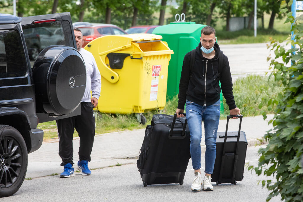 Krídelníka Sassuola Lukáša Haraslína doviezol do Senca otec.
