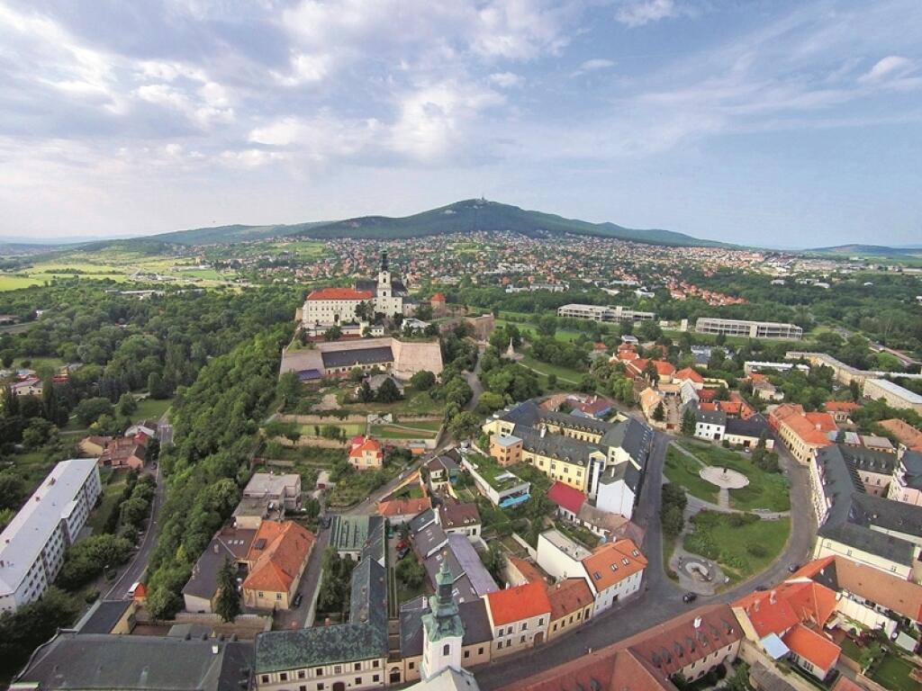 Zobor: Týči sa nad lokalitou, ktorú obývali naši predkovia už na začiatku našich písaných dejín.