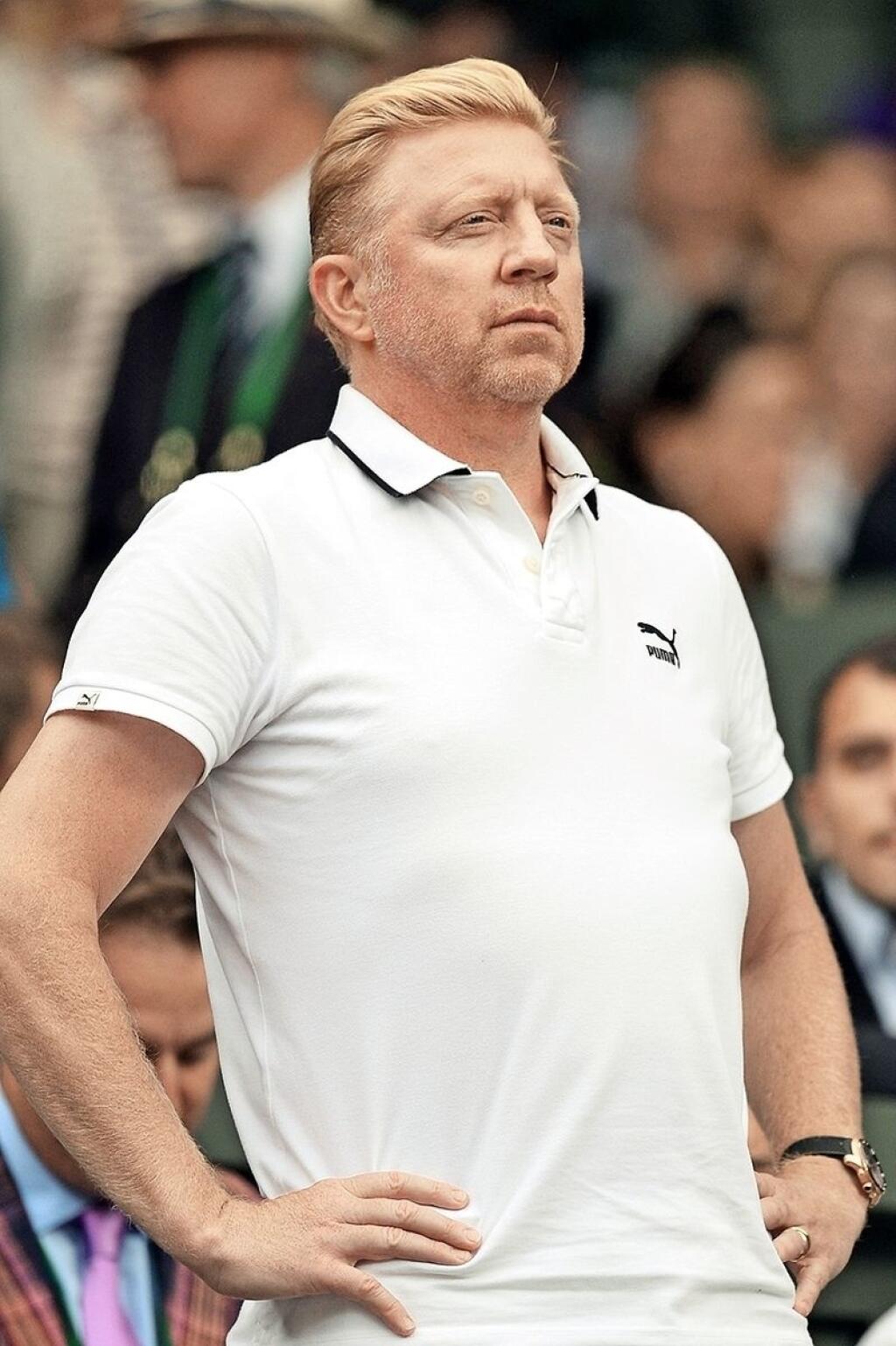Boris Becker v roku 2017 vyhlásil osobný bankrot. Dôvodom bolo neplatenie dlhu banke, od ktorej si požičal 3,5 milióna eur. Ďalšim problémom bol 10 miliónový rozvod s manželkou Barbarou.