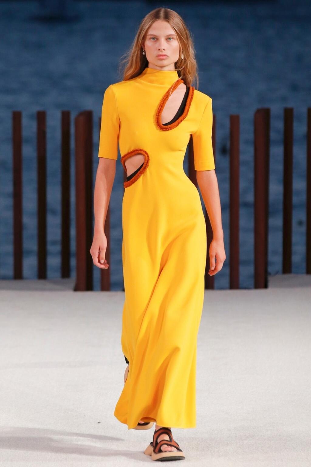 Proenza Schouler kolekcia jar/leto 2022.
