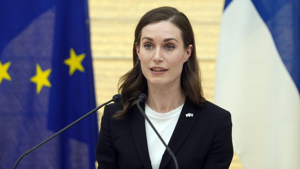 PK 6 Tokio - Na snímke fínska premiérka Sanna Marinov počas stretnutia s japonským premiérom Fumiom Kišidom v Tokiu 11. mája 2022. FOTO TASR/AP
Finland's Prime Minister Sanna Marin speaks during a joint press announcement with Japan's Prime Minister Fumio Kishida (not pictured) at Kishida's official residence in Tokyo, Wednesday, May 11, 2022. (Franck Robichon/Pool Photo via AP)